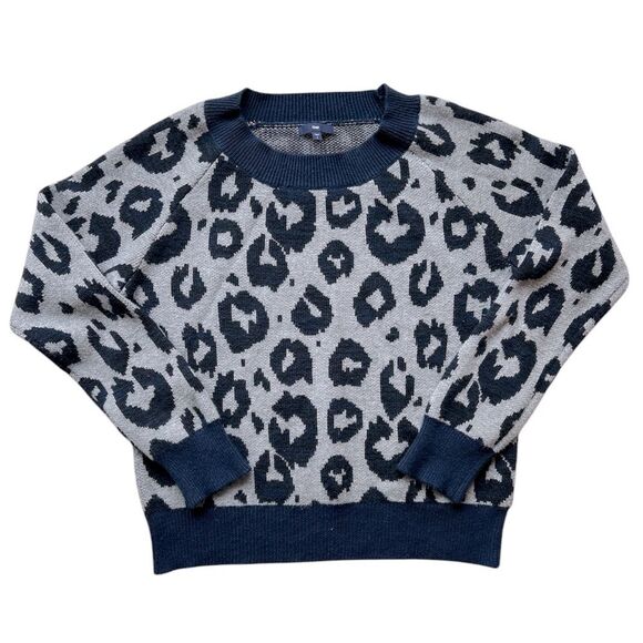 GAP Gray and Navy Leopard Print Crew Neck Sweater Size Large - Picture 1 of 4